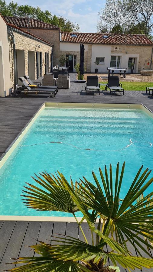 La Fompatoise Bed & Breakfast Verines  Luaran gambar